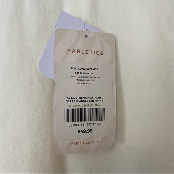 Fabletics Sync Long Sleeve II - Picture 4 of 5